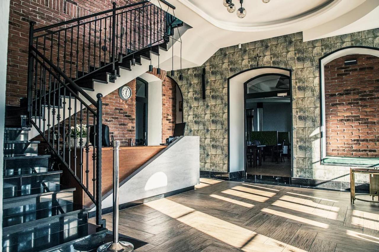 Dwor Karwacz Bed and Breakfast Przasnysz Eksteriør billede