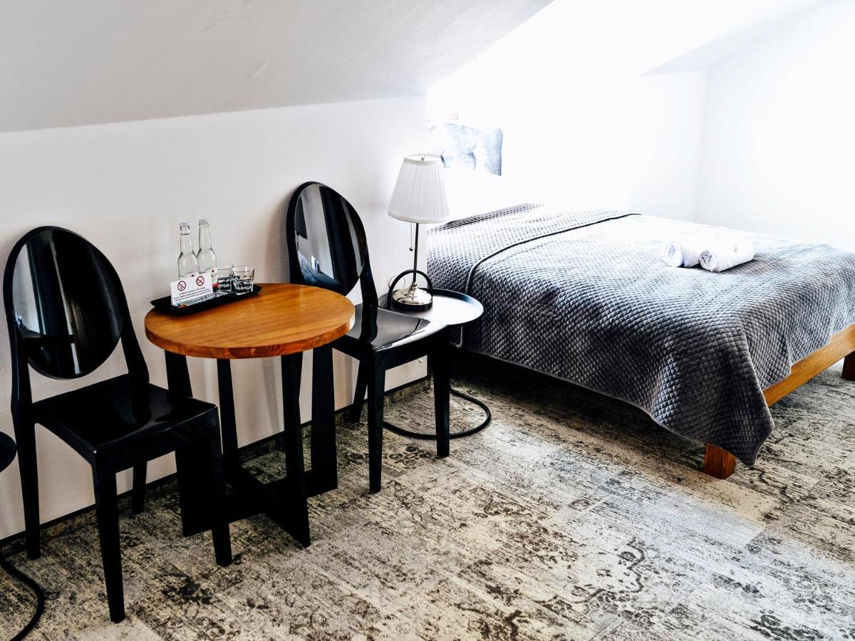 Dwor Karwacz Bed and Breakfast Przasnysz Eksteriør billede